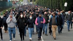 Los trabajadores de la refiner�a se manifiestan en A Coru�a