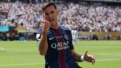 Fabin Ruiz celebra su primer gol