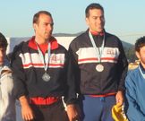 Marcos y Javier Illanes, en lo alto del podio en la prueba de Noia.