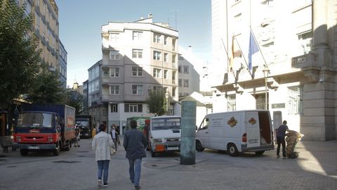 La carga y descarga por las ma�anas deber� estar hecha antes de las once