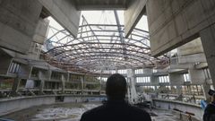 Trabajos para montar la cúpula de Bastiagueiro