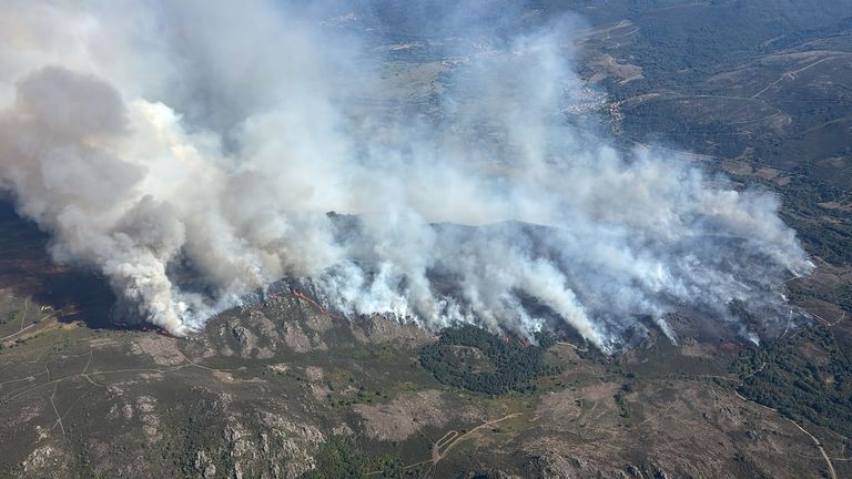 Incendio en Calvos de Rand&iacute;n