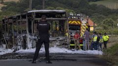 El bus incendiado se puso en movimiento durante la extinci�n y arroll� al joven bombero en pr�cticas caus�ndole la muerte