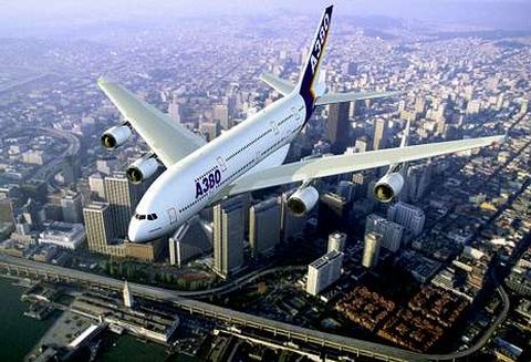 El A-380 de Airbus lleva perfiles de titanio en la panza fabricados por Udega.