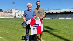 Presentaci�n de Mateo Arellano como nuevo mediocentro del Arosa.