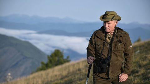El presidente ruso tambi�n hizo senderismo y subi� varias monta�as