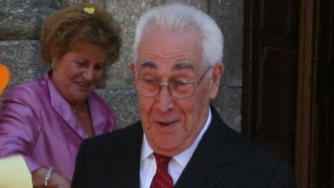 Jos� Manuel V�zquez Yebra en una imagen tomada en la celebraci�n de sus bodas de oro, en el 2007