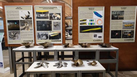 Diferentes modelos de h�lices, en el Museo de la Construcci�n Naval de Ferrol.