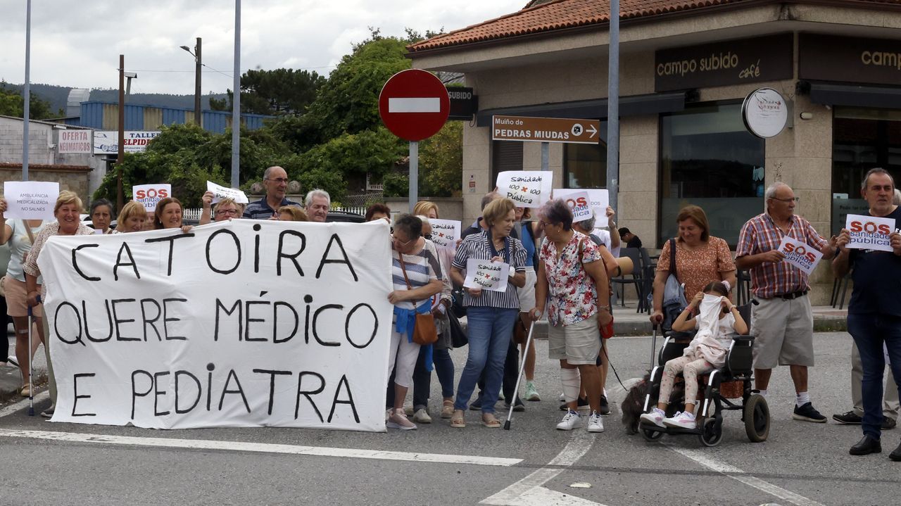 El Sergas cubrirá las bajas de las dos doctoras de Catoira a base de contratos prolongados