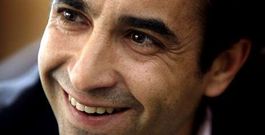 El alcalde considera que Ferrol ha sufrido doblemente la crisis y reconoce una decepci�n �muy generalizada con la pol�tica�.
