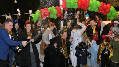 Vecino del Martinete, en A Corua, adelantaron ya su celebracin de Fin de Ao