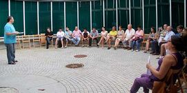 Representantes de Cirla se reunieron con las familias que colaboran.