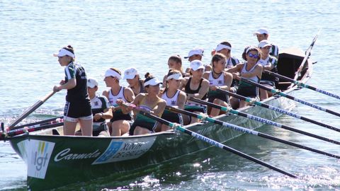 Bandera Femenina Concello de Ribeira. Liga Galega de Traieiras