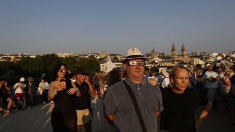 La Muralla de Lugo fue uno de los puntos privilegiados para disfrutar del eclipse.