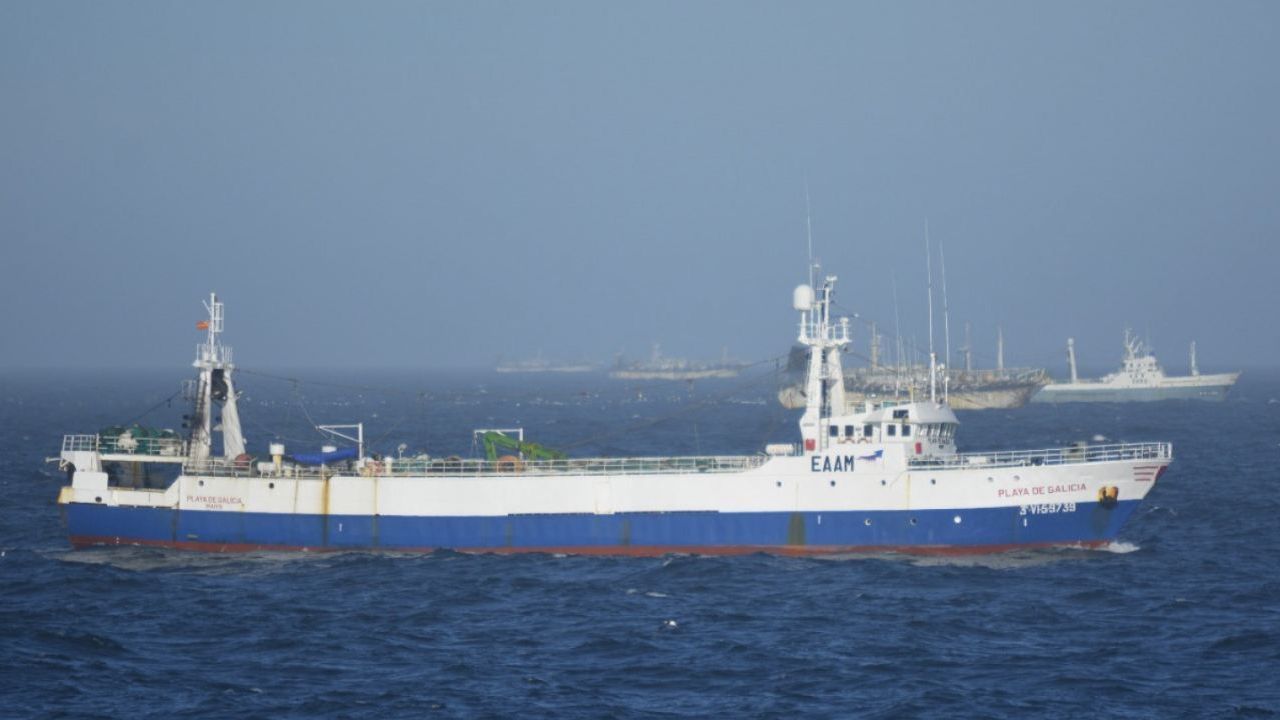 Argentina investiga por pesca ilegal un barco gallego que entró en sus aguas