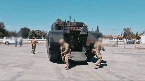 El Ej�rcito portugu�s prueba sobre el terreno el blidado Ascod