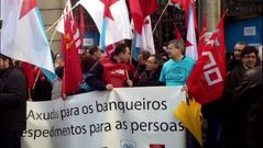Protesta de los empleados de Novagalicia Banco en Pontevedra