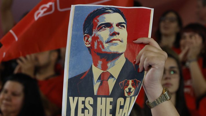 Detalle de un cartel mostrado durante la reuni�n del Comit� Federal del PSOE.  