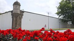 Vista de la muralla del Arsenal Militar en la zona de la garita del Dique de la Campana, que se conservar�.