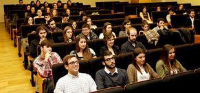 Casi cien universitarios abrieron la primera fase de la liga de debate de la USC.