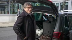 El expresidente de Catalu�a, Carles Puigdemont, a su salida del Parlamento Europeo en una imagen de archivo