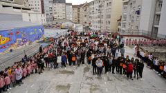 Minuto de silencio en el colegio Concepci�n Arenal de Ourense, donde hab�a estudiado Manuel
