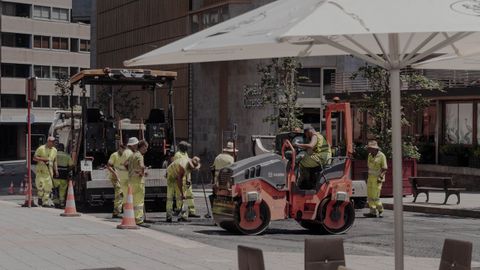 Cortes en las calles de Ourense por las obras de mejora del pavimento