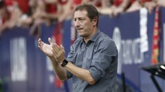 El entrenador del pr�ximo rival del Celta, el Osasuna, Luis Miguel Ramis.