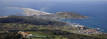 A la derecha el pol�gono empresarial de Suevos, un proyecto de Bruesa Inmobiliaria, empresa afectada por las expropiaciones.