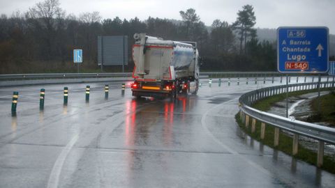 &Uacute;nico tramo de la A-56 abierto, en el 2020, en el l&iacute;mite entre Lugo y Ourense