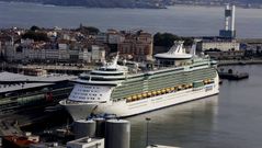 Trasatl�nticos en el puerto de A Coru�a