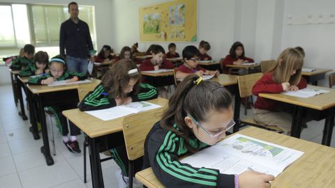 Alumnos realizando unas pruebas de diagnóstico, en una imagen de archivo. 