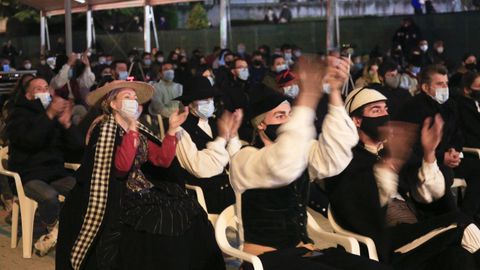 La jornada termin� como empez�, con musica tradicional en la XXII mostra que organiza la Asociaci�n de Gaiteiros Galegos