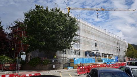 El CPI Don Aurelio de Cuntis, con las obras de rehabilitaci�n integral que acomete la Conseller�a de Educaci�n y que superan el mill�n de euros 