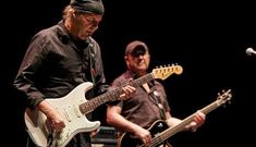Imagen de archivo de Javier Bargas y su banda en un concierto el pasado a�o en A Coru�a.