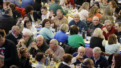 Tras la comida, sigui la fiesta.