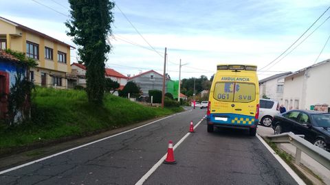 Colisin entre dos vehculos en Mugardos