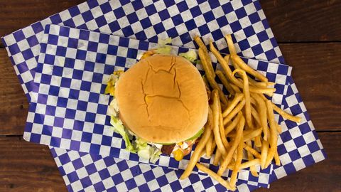 Imagen de archivo de una hamburguesa