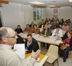 El alcalde asisti� a la apertura de las clases. 