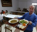 Fonta��a enc�rgase de coordinar a atenci�n no comedor social da organizaci�n. 