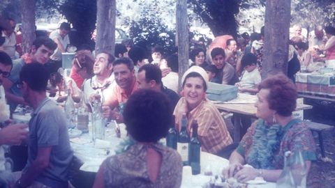 Con pañuelo, en los años sesenta en Naseiro