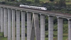 El viaducto de O Eixo, en el trazado ferroviario de alta velocidad en Santiago, es una de las obras acometidas por Puentes
