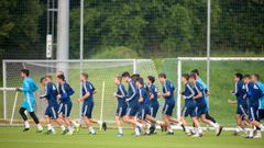 Los jugadores del Oviedo en El Requex�n