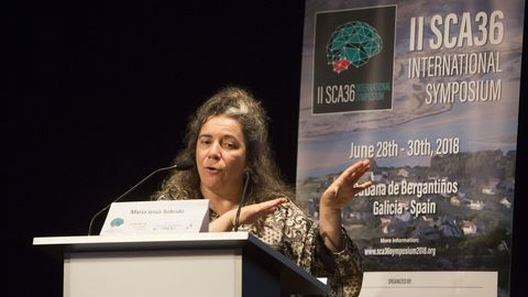 Doctora María Jesús Sobrido, presidenta del Comité Científico, durante su intervención