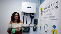 Ana Mill�n, la presidenta de la asociaci�n Arousa en Transici�n, en la sede de Testos
