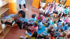 La directora xeral de Emprendemento e Apoio ao Emprego visit� el centro boirense.