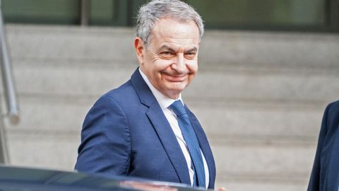 Rodr�guez Zapatero saliendo de prestar declaraci�n