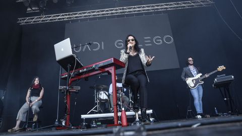 Concierto de Guadi Galego en el festival Revenidas