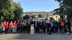 Salida de la primera etapa desde el puente romano.