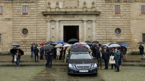 El funeral por �ngel Vega se celebr� este mi�rcoles por la ma�ana en la iglesia de la Compa��a, en Monforte